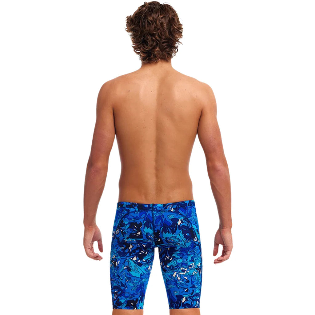 Tragebild von hinten