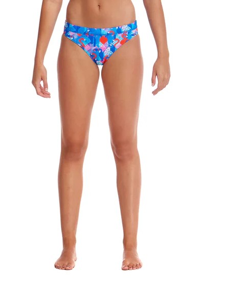 Tragebild Ansicht Badehose von vorne