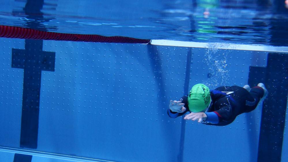 Schwimmtraining: Die Grundlagen des Kraulschwimmens