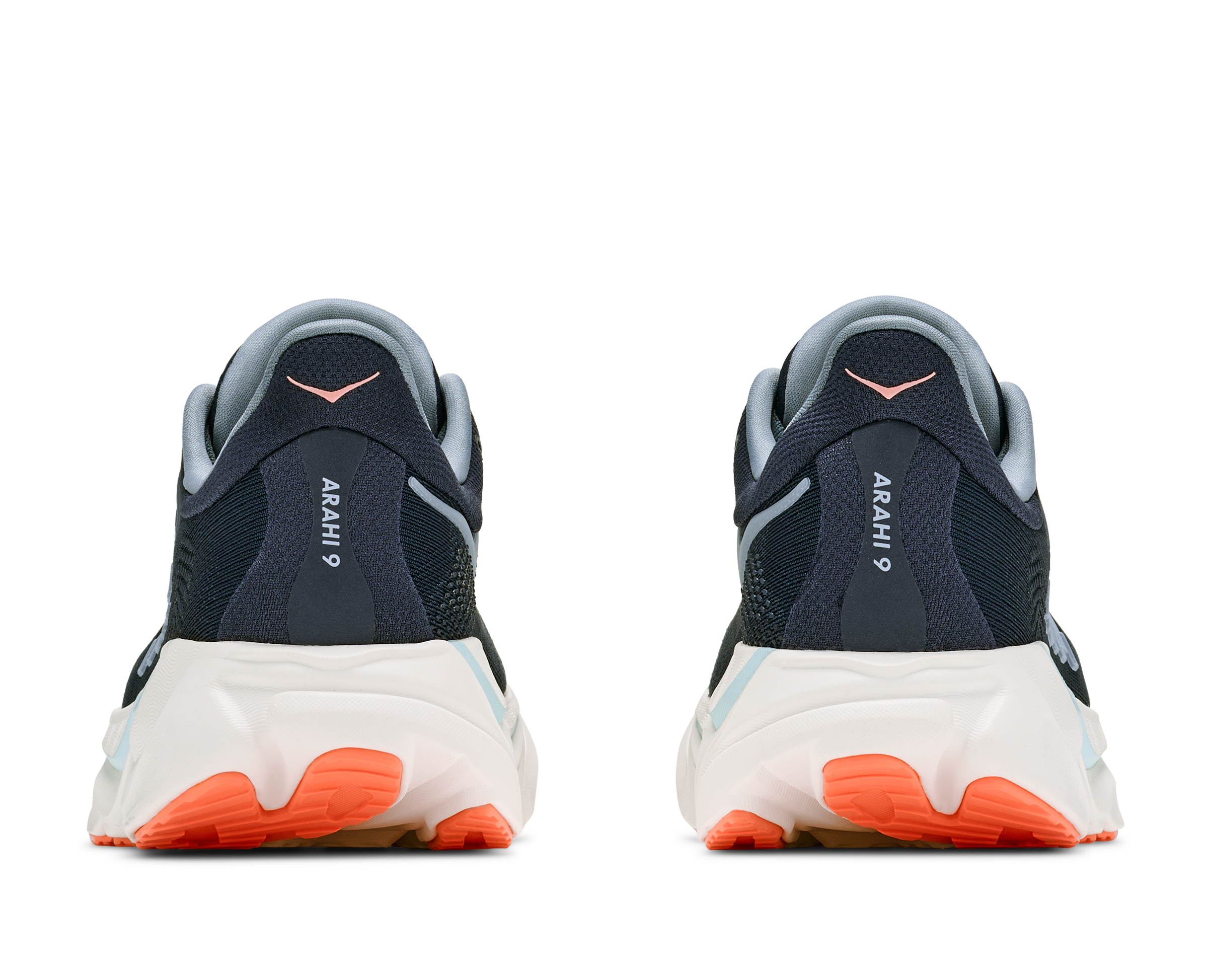 Rückansicht/Fersenbereich beide Schuhe