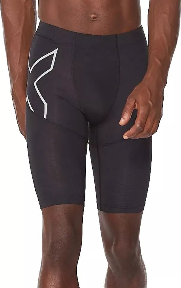 2XU Run Dash Compression Shorts, Herren, Black/Silver Reflective