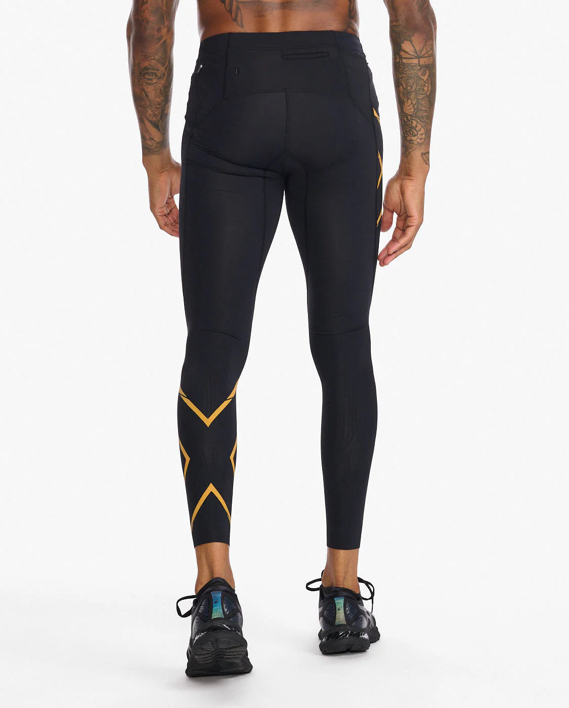 2XU MCS Run Compression Tights, Herren, Laufhose, Black/Turmeric Reflective