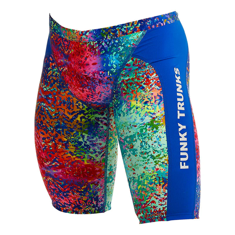Badehose Ansicht von vorne seitlich