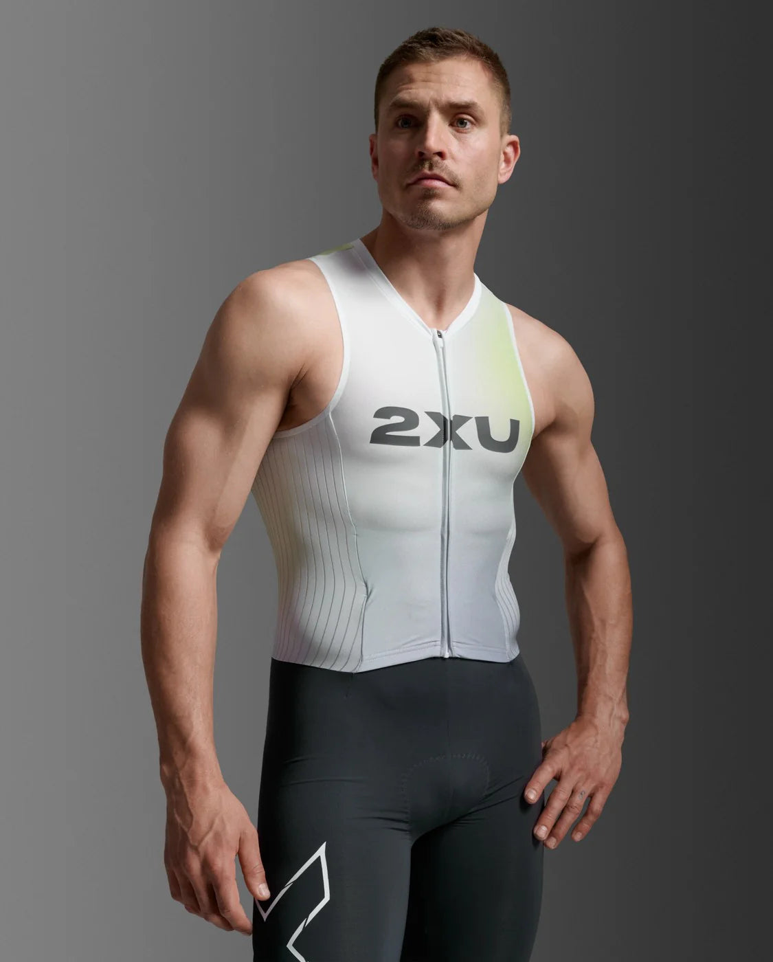 2XU Light Speed React Trisuit, Herren, Cool Matcha/India Ink