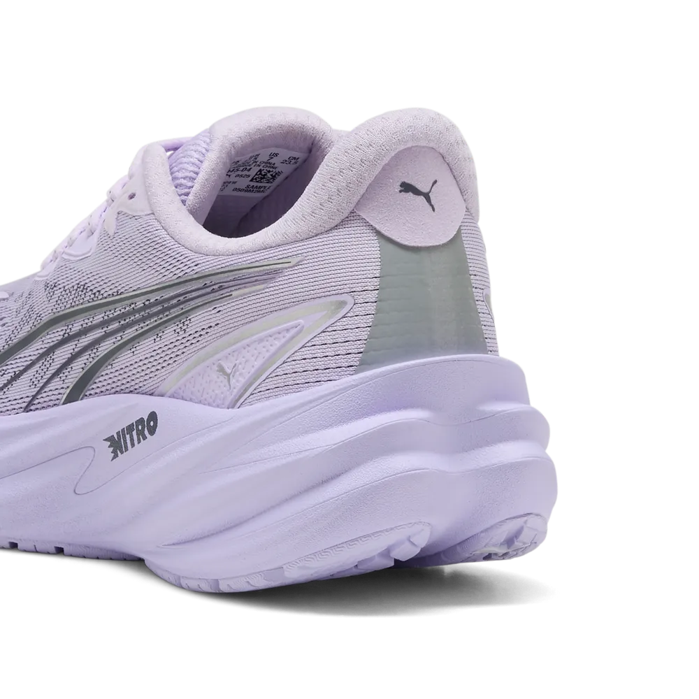 Detailansicht Fersenbereich linker Schuh