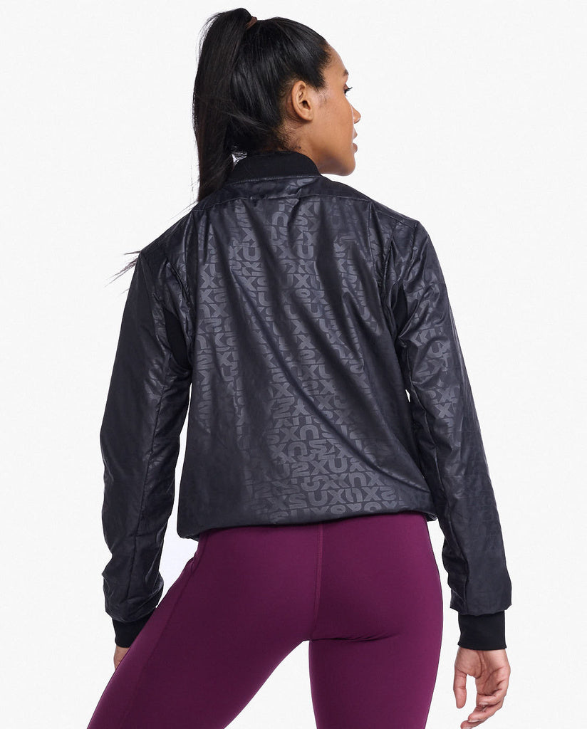 2XU Motion Bomber, Damen, Embossed Monogram/White